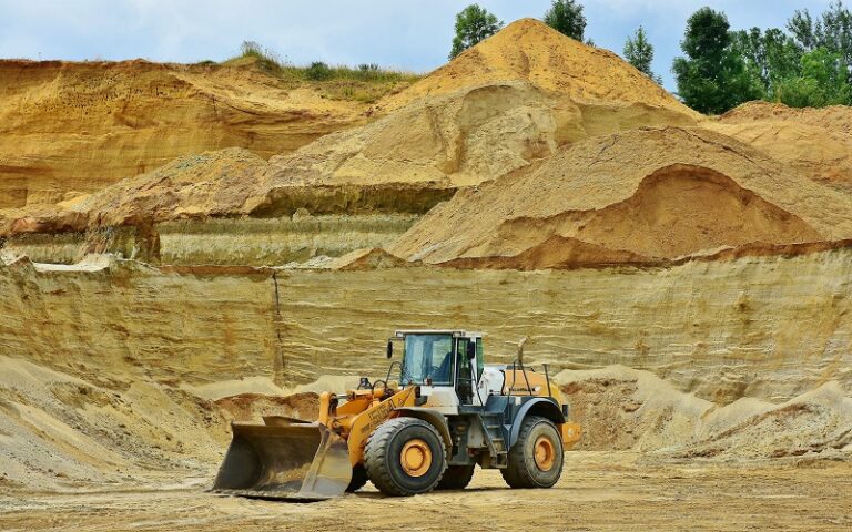 pexels-pixabay-mine